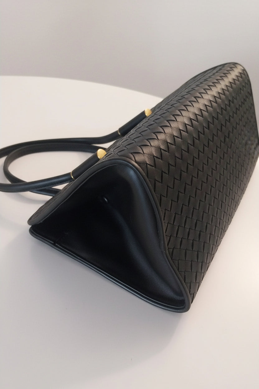 PRE-ORDER   THE CITY tote bag Nero