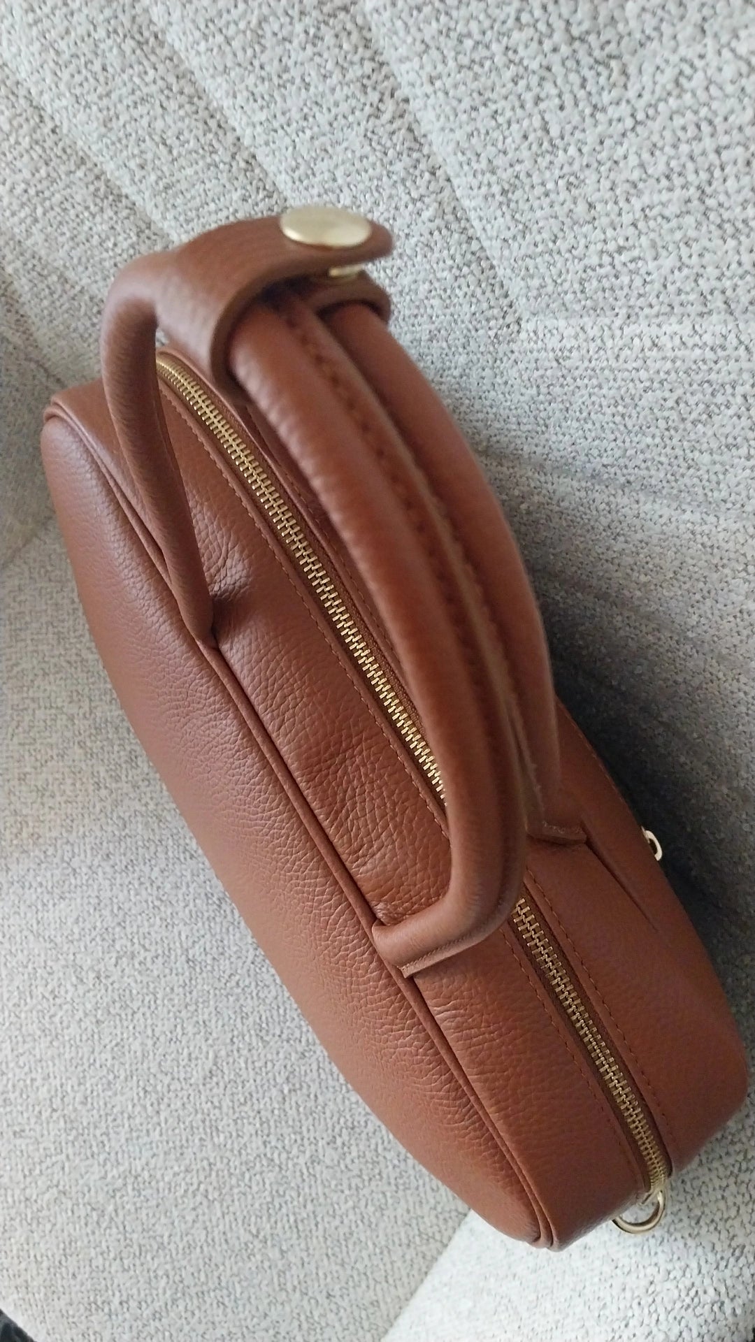 ESCAPE Shoulder bag  Cuoio