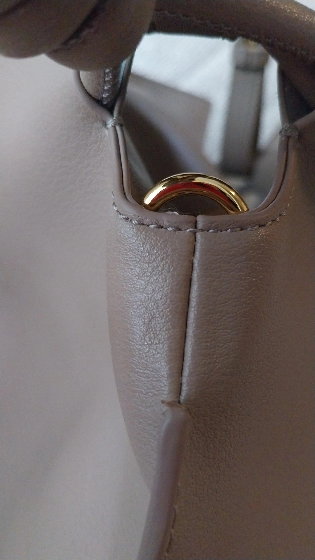 AURA Taupe chiaro